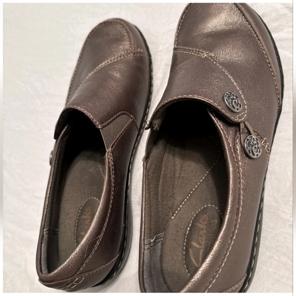 Clarks Shoes - Clarks loafers.  Like New. Worn 1-2 times.  EUC. Copper/bronze color. Size 12W